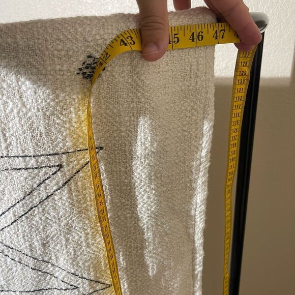 Urban Outfitters Cream Geometric Throw Blanket - Picture 3 of 5